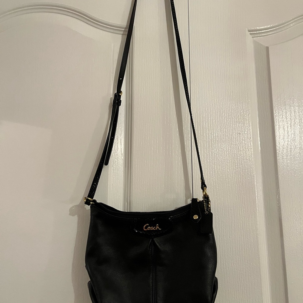 Coach Black Leather Shoulder Bag
